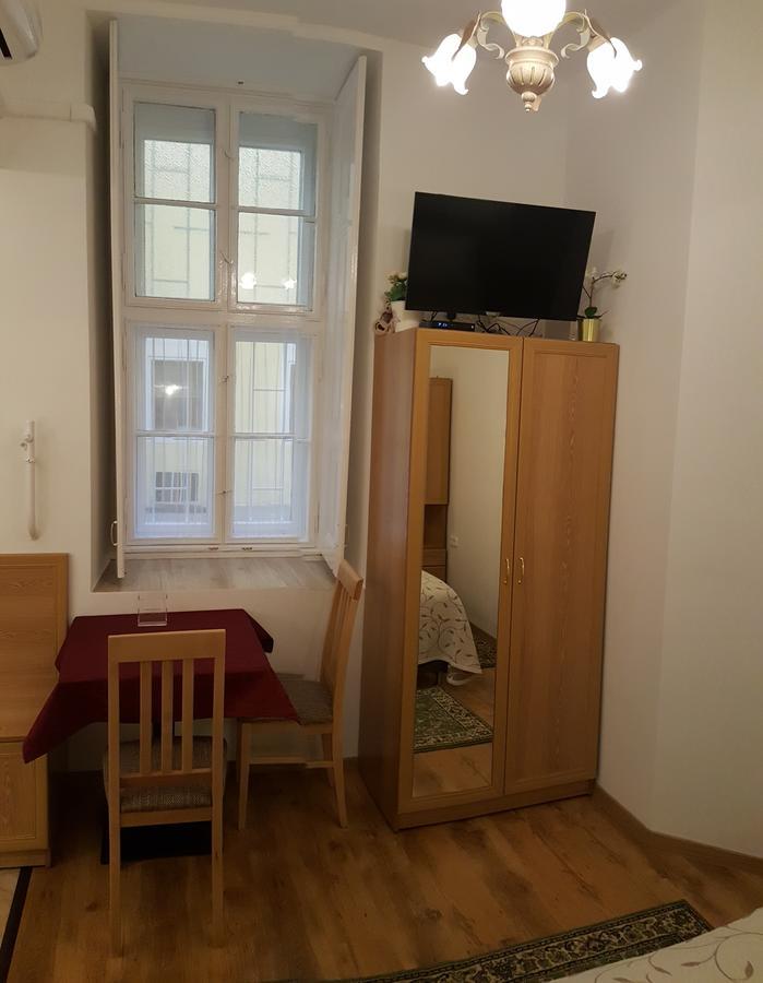 Authentic Akacfa Apartment Budapeşte Dış mekan fotoğraf